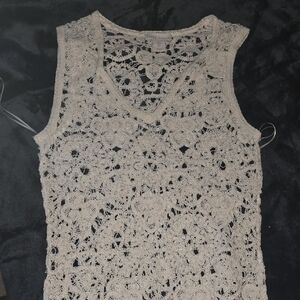 Elegant Lace Sleeveless Top - White